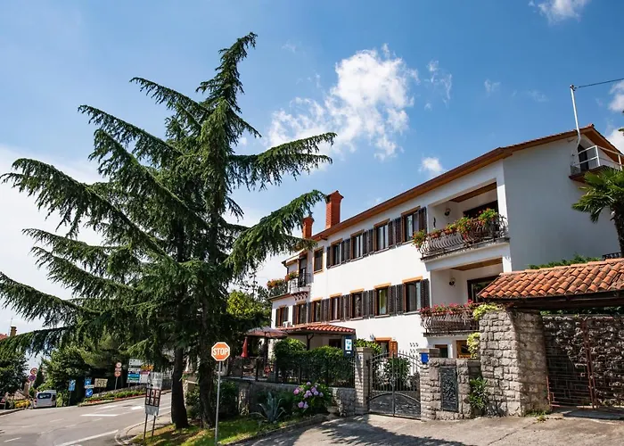 Amalia Volosko * Opatija