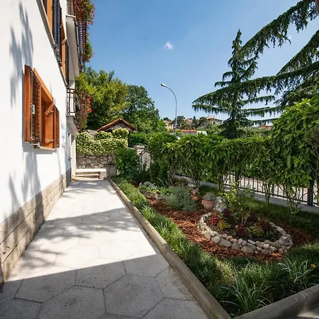 Amalia Volosko * Opatija